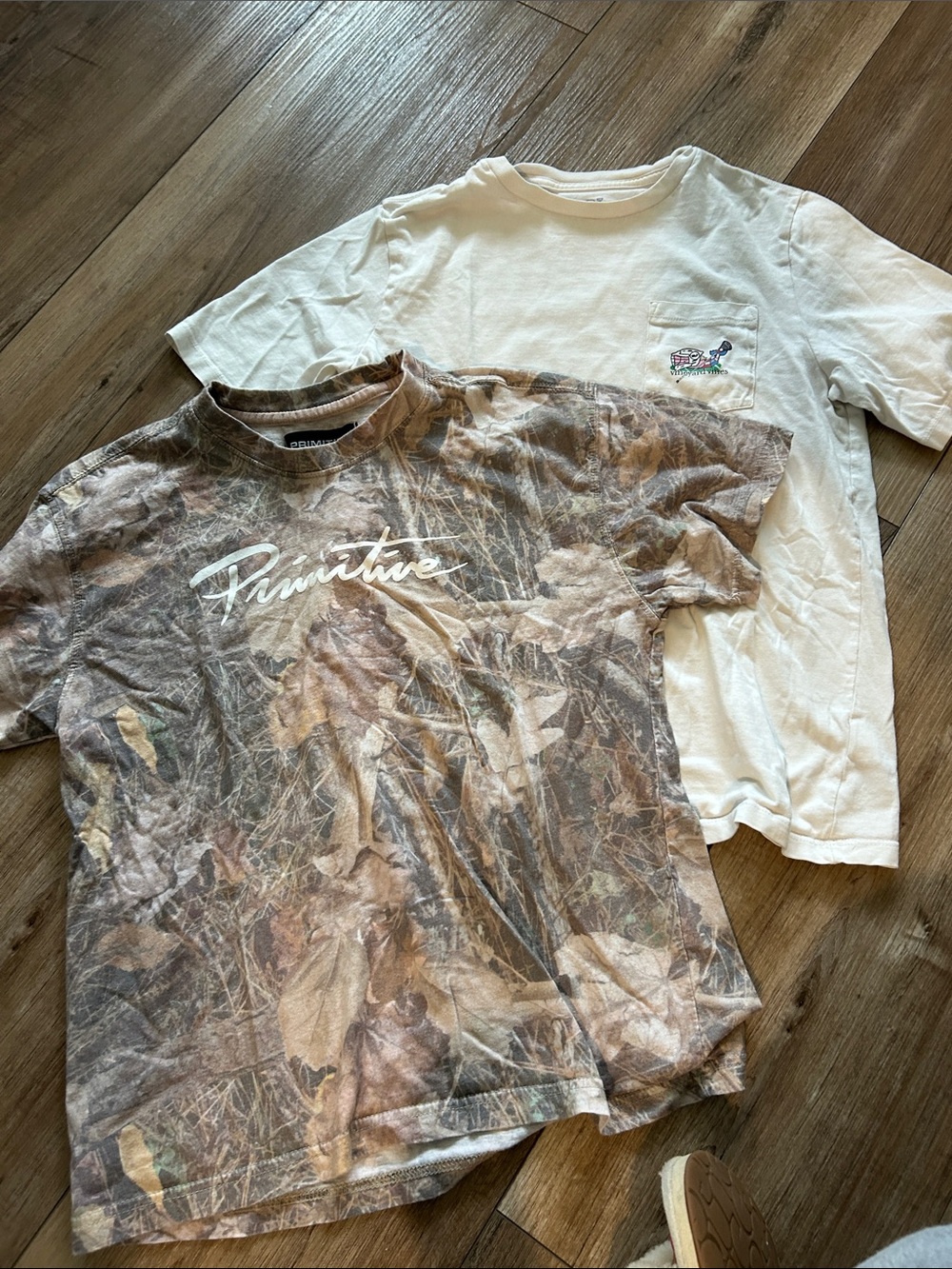 Primitive Brown Camo and vineyard vine boys t shirts 2 size 10